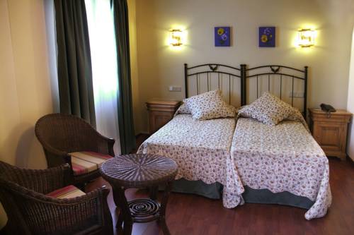 Imagen de la habitación del Hotel Rural Las Farolas, Los &Aacute;ngeles de San Rafael. Foto 6