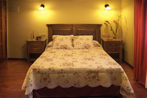 Imagen de la habitación del Hotel Rural Las Farolas, Los &Aacute;ngeles de San Rafael. Foto 7