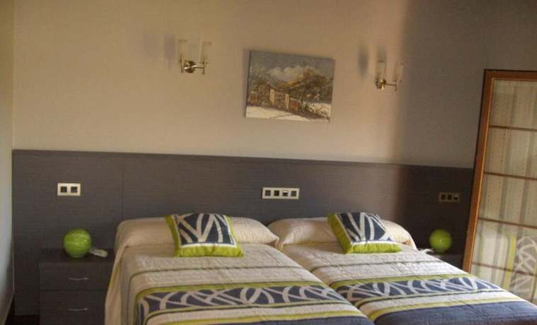 Imagen de la habitación del Hotel Rural Las Palmeras Muskiz. Foto 18