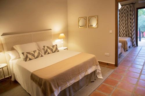 Imagen de la habitación del Hotel Rural Las Tejuelas. Foto 16