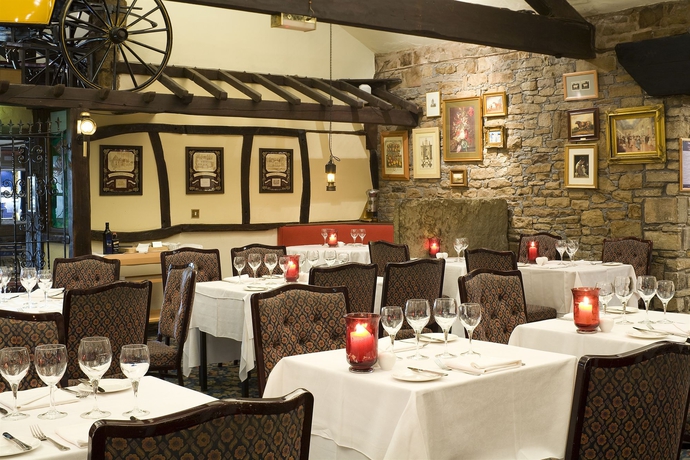 Imagen del bar/restaurante del Hotel Rural Last Drop Village and Spa. Foto 4