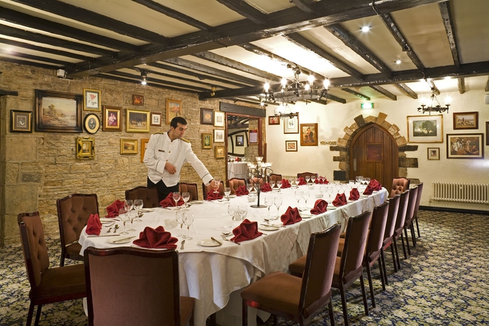 Imagen del bar/restaurante del Hotel Rural Last Drop Village and Spa. Foto 6