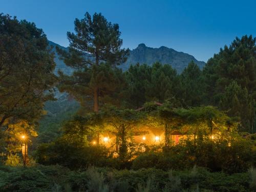 Imagen de los exteriores del Hotel Rural Lo Alto. Foto 9