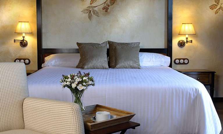 Imagen de la habitación del Hotel Rural Los Anades. Foto 2