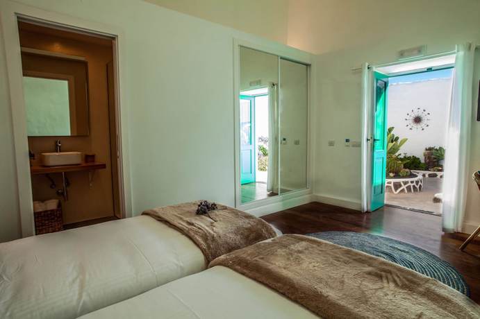 Imagen de la habitación del Hotel Rural Los Lirios Hotel Rural. Foto 11