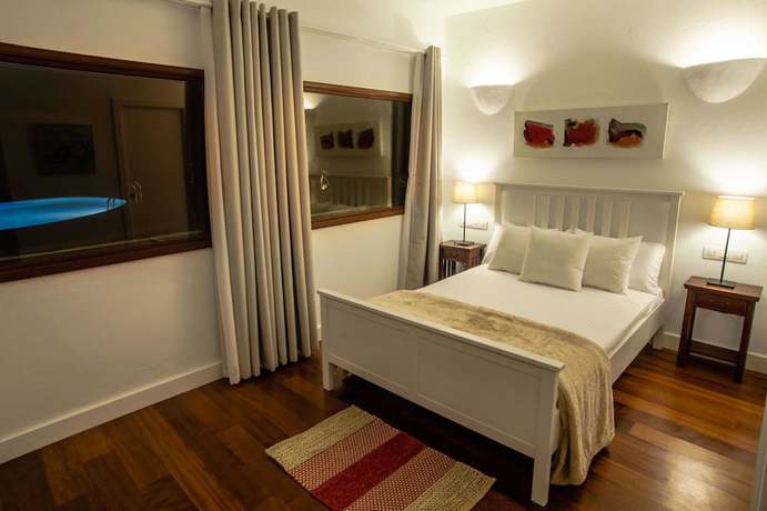 Imagen de la habitación del Hotel Rural Los Lirios Hotel Rural. Foto 12