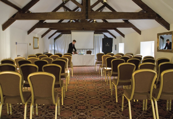 Imagen de los interiores del Hotel Rural Macdonald Linden Hall Golf and Country Club. Foto 15