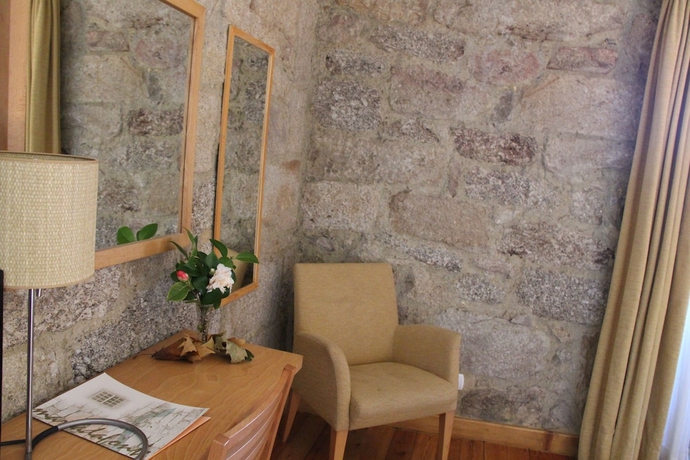 Imagen de la habitación del Hotel Rural Maria Da Fonte. Foto 9