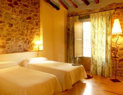 Imagen de la habitación del Hotel Rural Mas Fontanelles. Foto 15