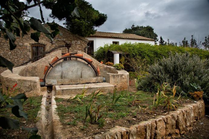 Imagen general del Hotel Rural Mas Masdeu. Foto 4