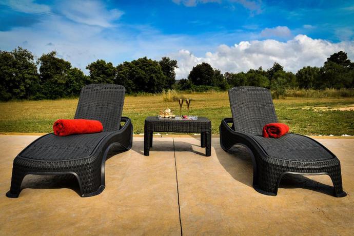 Imagen de los exteriores del Hotel Rural Mas Valoria. Foto 7