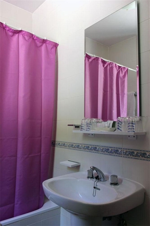 Imagen de la habitación del Hotel Rural Mirador de Jubrique. Foto 9