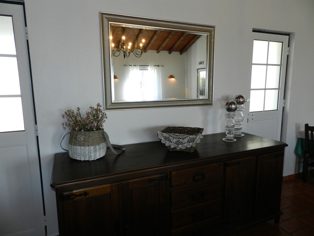 Imagen de los interiores del Hotel Rural Moita Mar. Foto 11