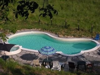 Imagen de la piscina del Hotel Rural Msn Farmhouse La Carbonaia. Foto 9