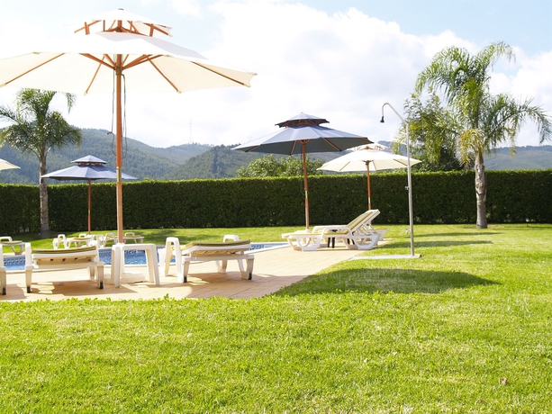 Imagen de la piscina del Hotel Rural Nave Redonda Do Cerro. Foto 16