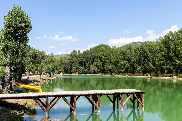 Imagen de los exteriores del Hotel Rural Noguera De La Sierpe. Foto 17