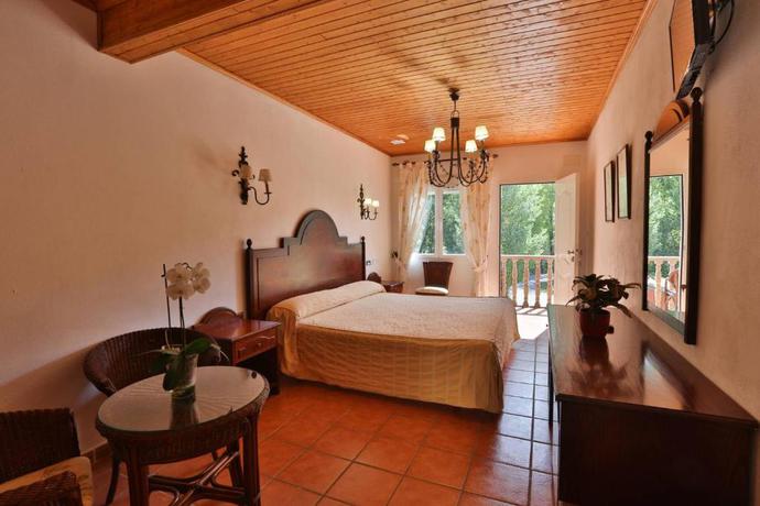 Imagen de la habitación del Hotel Rural Noguera De La Sierpe. Foto 3
