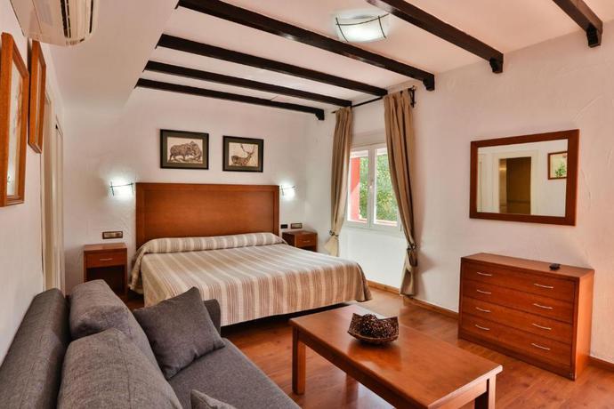 Imagen de la habitación del Hotel Rural Noguera De La Sierpe. Foto 9