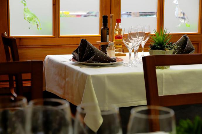 Imagen del bar/restaurante del Hotel Rural Ocell Francolí. Foto 2