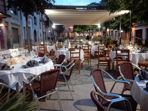 Imagen del bar/restaurante del Hotel Rural Ocell Francolí. Foto 3