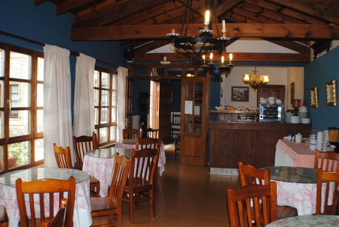 Imagen del bar/restaurante del Hotel Rural Ovio. Foto 4