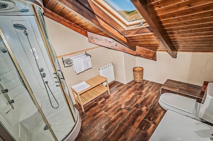 Imagen de la habitación del Hotel Rural Pajarapinta. Foto 8