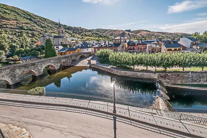 Imagen de la habitación del Hotel Rural Pajarapinta. Foto 11
