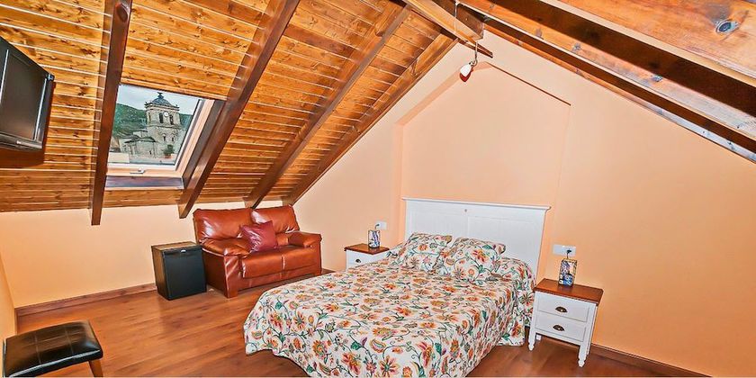 Imagen de la habitación del Hotel Rural Pajarapinta. Foto 13