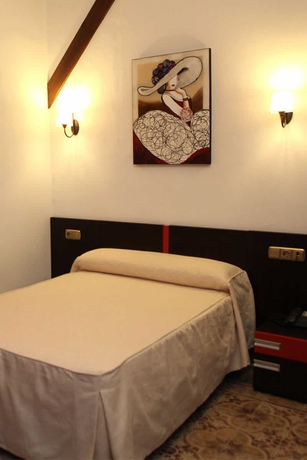 Imagen general del Hotel Rural Palacio Del Gobernador. Foto 4