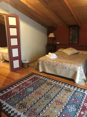 Imagen de la habitación del Hotel Rural Palacio de Libardon. Foto 16