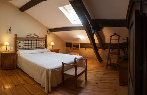 Imagen de la habitación del Hotel Rural Paraiso Del Bierzo, Las Herrer&iacute;as de Valcarce. Foto 10