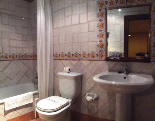 Imagen de la habitación del Hotel Rural Pepe Alvarez. Foto 11