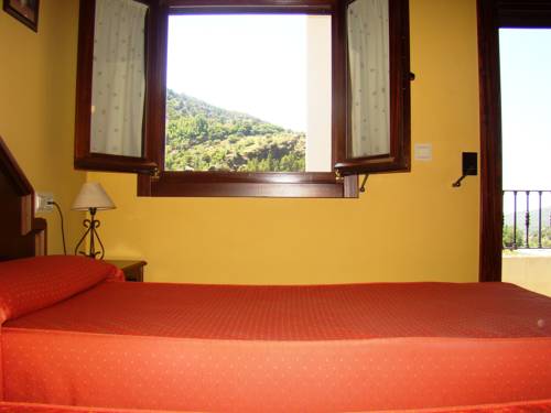 Imagen de la habitación del Hotel Rural Pepe Alvarez. Foto 13