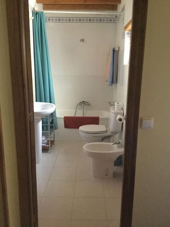 Imagen de la habitación del Hotel Rural Picos de Europa. Foto 16