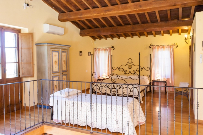 Imagen de los interiores del Hotel Rural Podere Caldaruccio La Pineta. Foto 6