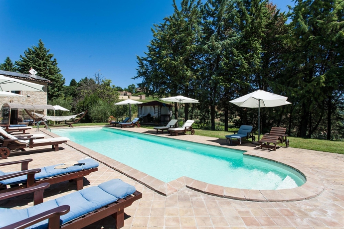Imagen de la piscina del Hotel Rural Podere Caldaruccio La Pineta. Foto 14