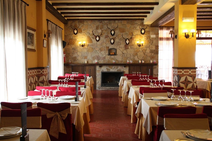 Imagen del bar/restaurante del Hotel Rural Posada Del Cordobés. Foto 3