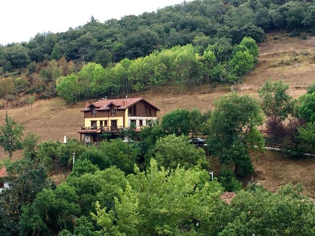 Imagen general del Hotel Rural Posada El Bosque. Foto 12