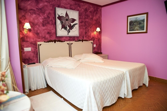 Imagen de la habitación del Hotel Rural Posada La Solana Montañesa. Foto 10