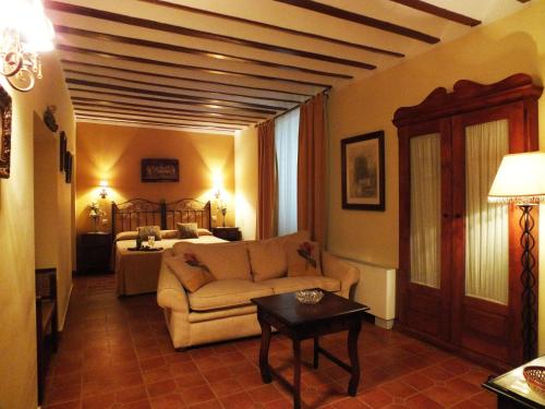 Imagen de la habitación del Hotel Rural Posada Los Caballeros. Foto 2