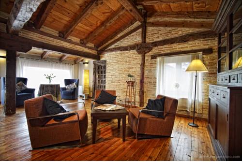 Imagen de los interiores del Hotel Rural Posada la Casona de Valbuena. Foto 12