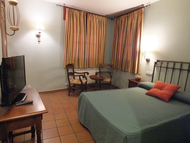 Imagen general del Hotel Rural Puente Del Duraton. Foto 5