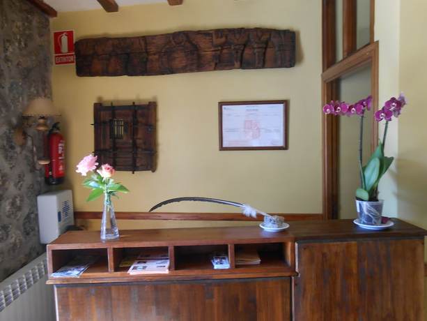 Imagen general del Hotel Rural Puente Del Duraton. Foto 13