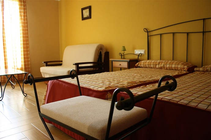 Imagen de la habitación del Hotel Rural Puerto Mágina. Foto 5