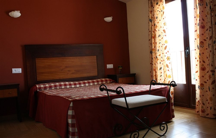 Imagen de la habitación del Hotel Rural Puerto Mágina. Foto 6