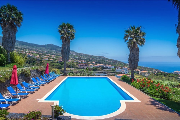 Imagen de la piscina del Hotel Rural Quinta Alegre. Foto 17