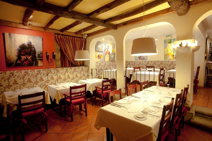 Imagen del bar/restaurante del Hotel Rural Quinta Da Geia. Foto 6