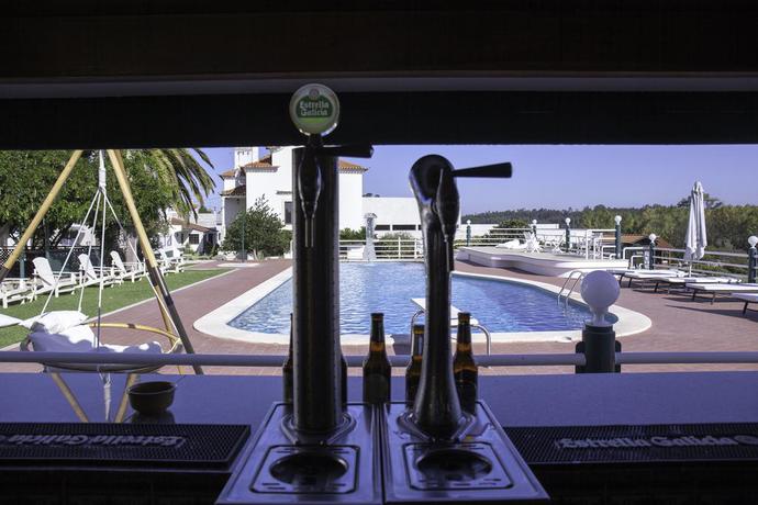 Imagen de la piscina del Hotel Rural Quinta D'anta -. Foto 10