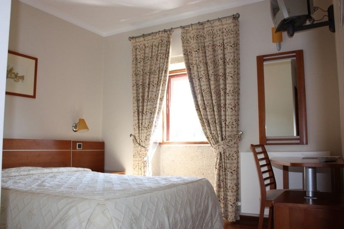 Imagen de la habitación del Hotel Rural Quinta De S Sebastiao. Foto 9