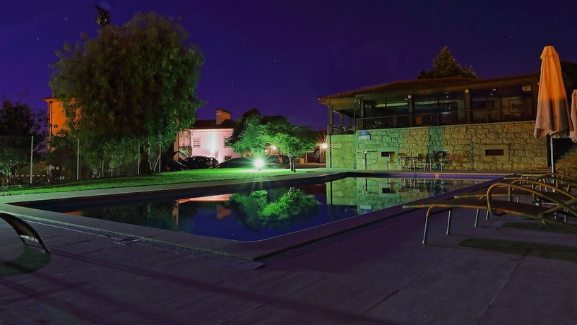 Imagen de la piscina del Hotel Rural Quinta De S Sebastiao. Foto 17